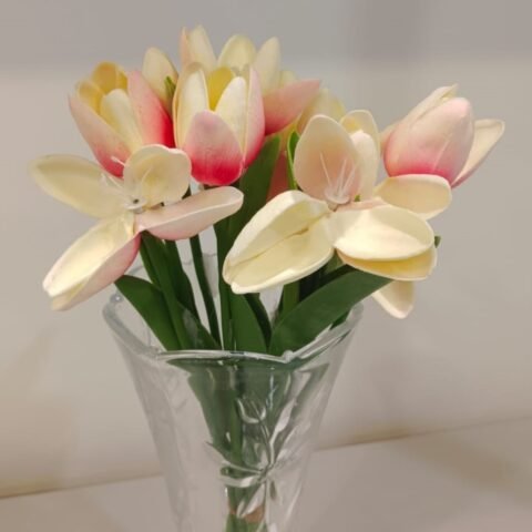 6 pc Artificial Lily stick Flowers for Home decor زهور زنبق صناعية لتزيين المنزل