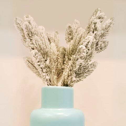 1pc Artificial Snowy Pine Branch for Home Decoration ديكور المنزل